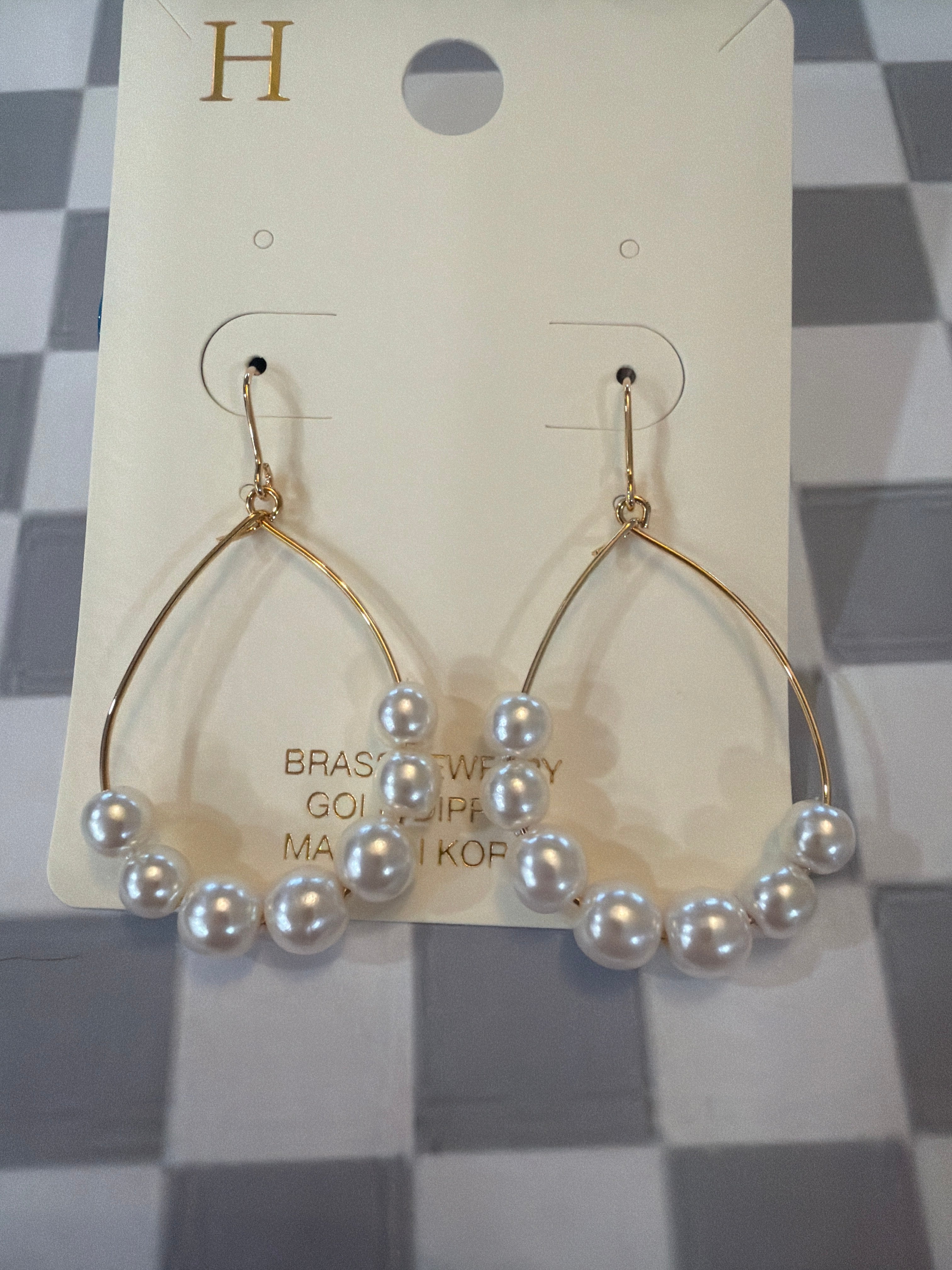Gold & Pearls Hoop Earrings